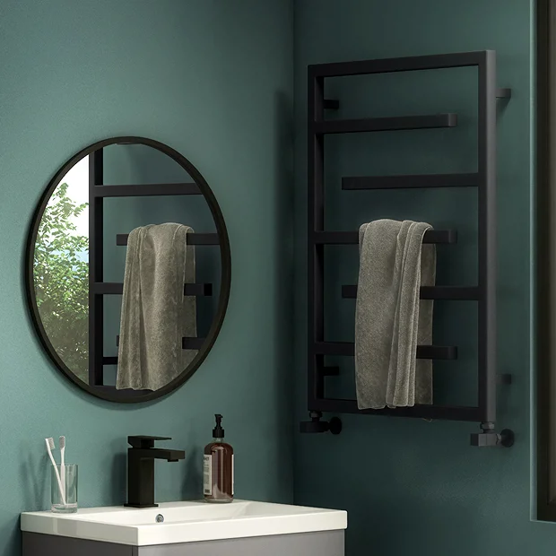 Arezzo Anthracite 800 X 600mm Designer Towel Rail 5 Arezzo Anthracite 800 X 600mm Designer Towel Rail - Image 3